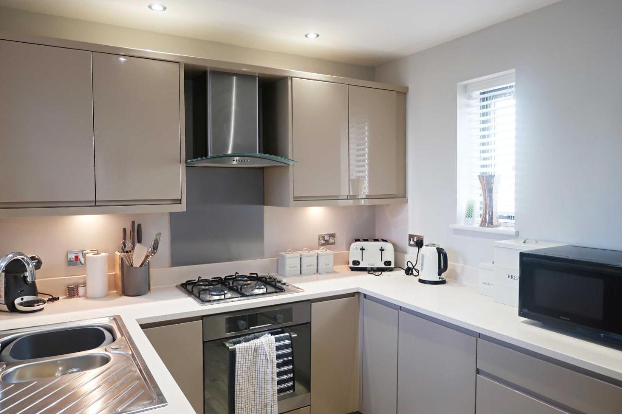 3 The Mews Montpellier Villa เชลเทนแฮม ภายนอก รูปภาพ
